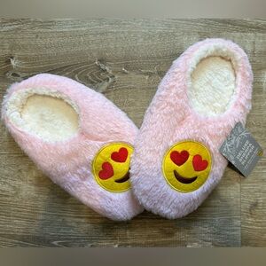 Women’s Sherpa Slippers - Size 8-10 - Pink - NWT